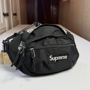 Used Fanny pack Supreme Waist Bag (SS18) black damaged